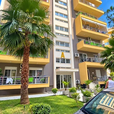 Lumare Qerret Apartment Golem (Tirana)
